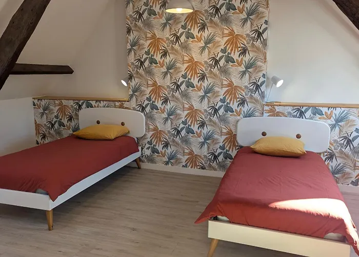 La Glycine, Maison Normande Proche De La Et Des Lieux Touristiques * Quettehou