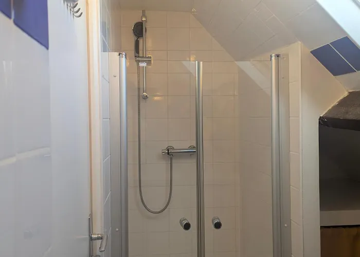 بيت للعطل La Glycine, Maison Normande Proche De La Et Des Lieux Touristiques Quettehou